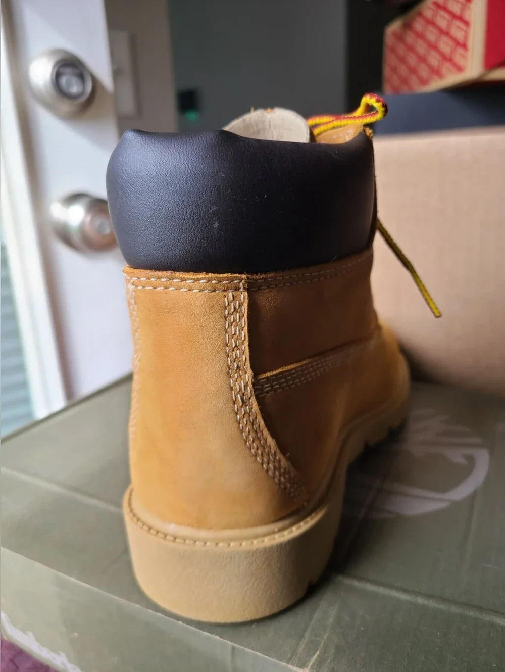 Timberland Boots Classic 6 Inch 2.5 Youth